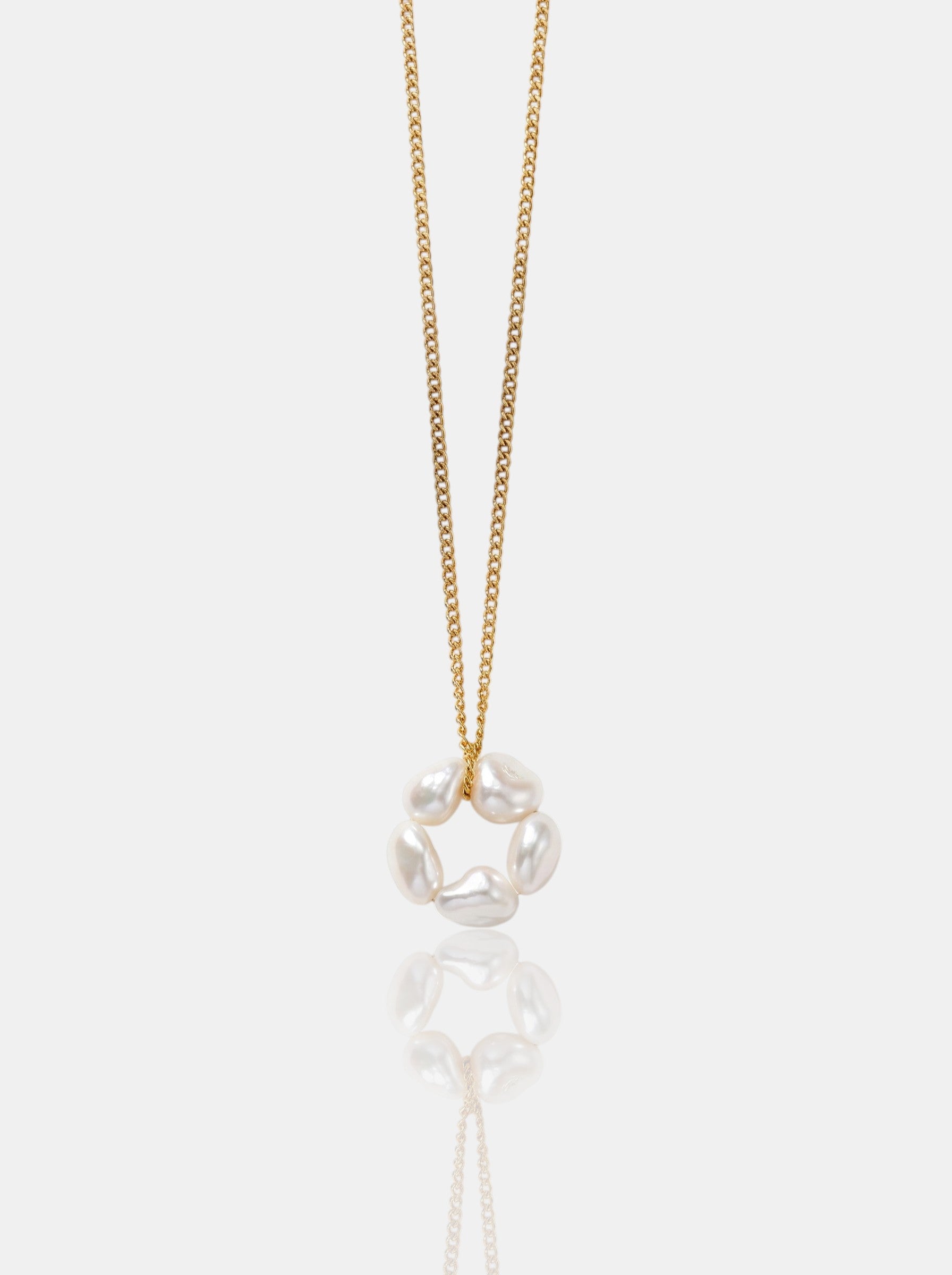 Minimalist Petal Baroque Pearl Necklace Pearltide
