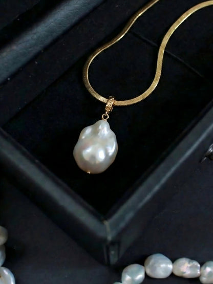 The Vintage Flat Chain with Baroque Pearl Necklace Pearltide