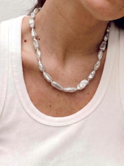 Ethereal Elongated Keshi Pearl Necklace Pearltide