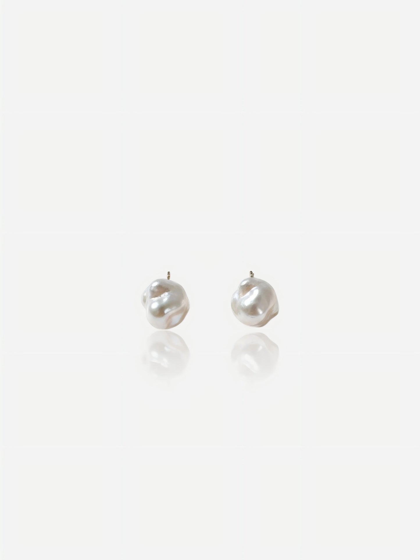Organic Sea-Crinkle Pearl Earrings Pearltide