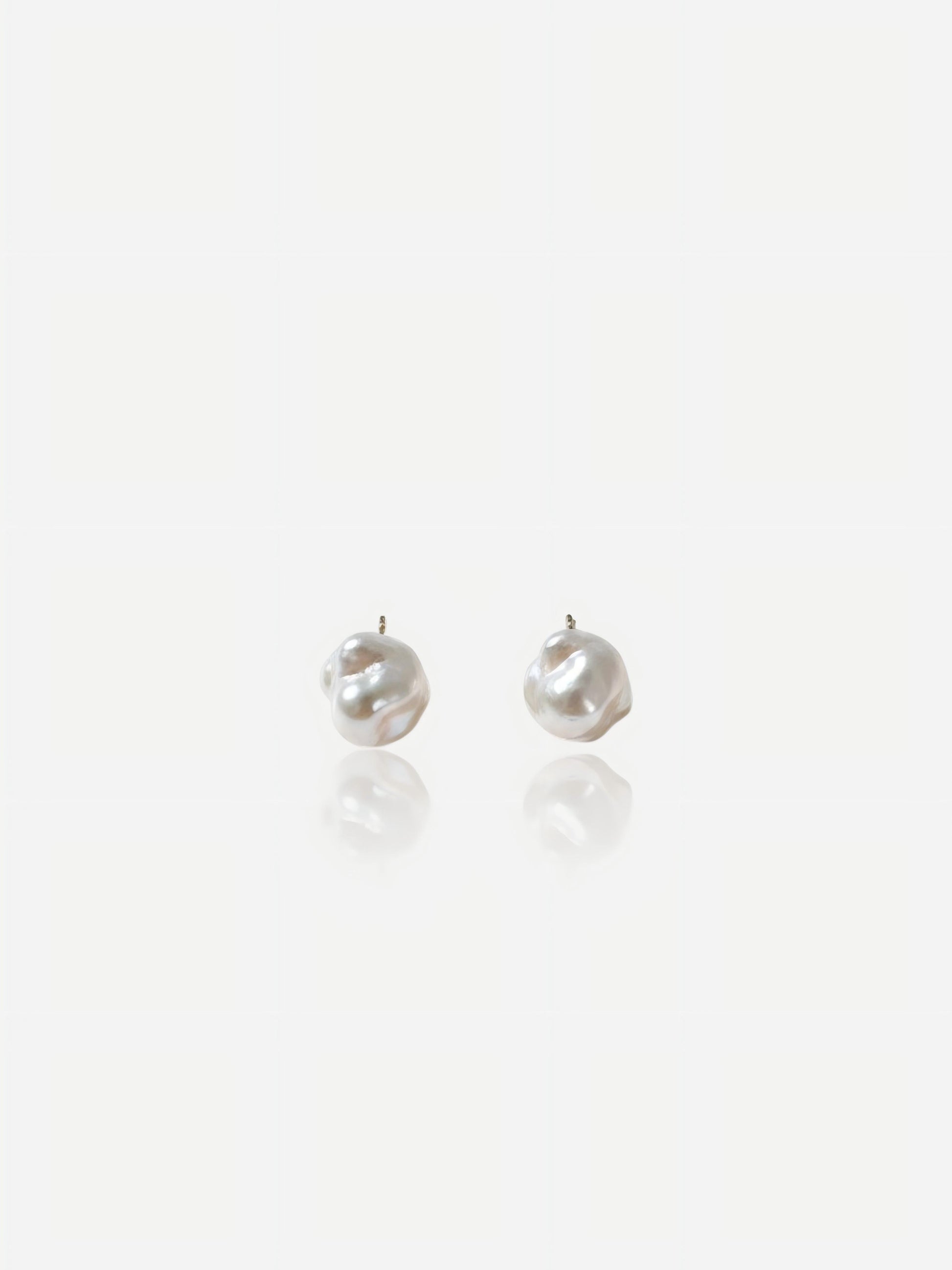 Organic Sea-Crinkle Pearl Earrings Pearltide