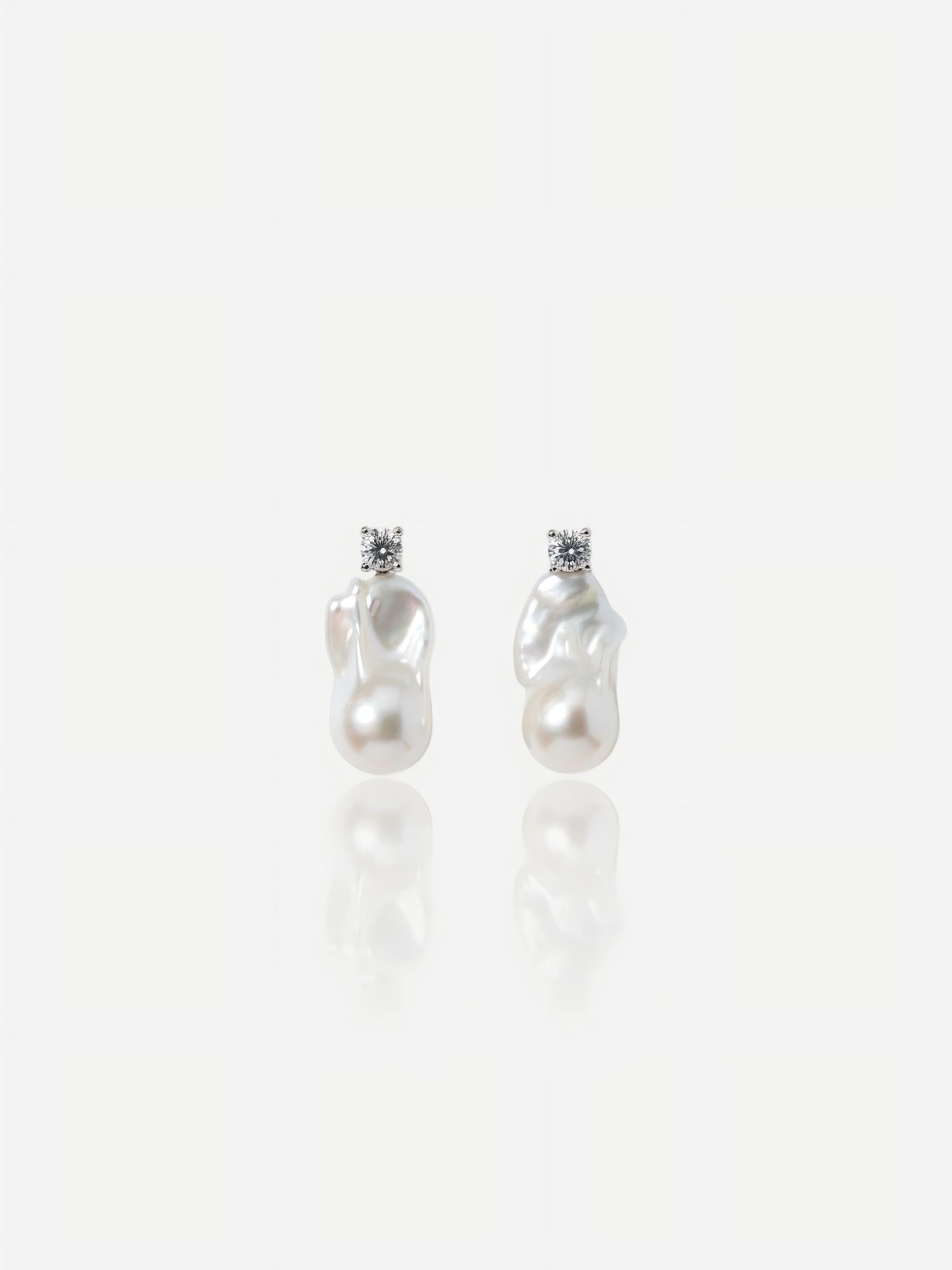 The Organic Baroque Drop Earrings Pearltide