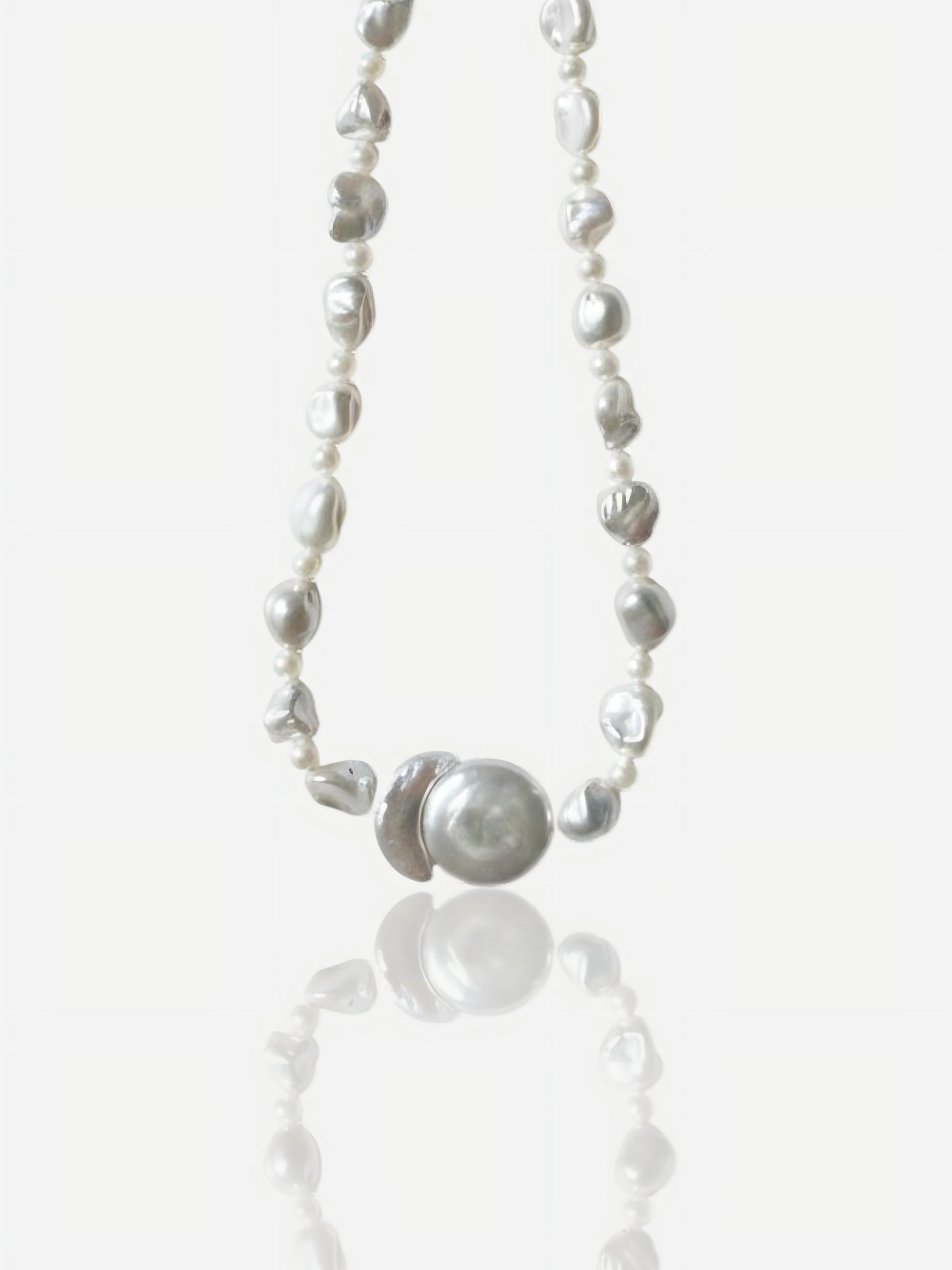The Soleil & Lune Necklace Pearltide