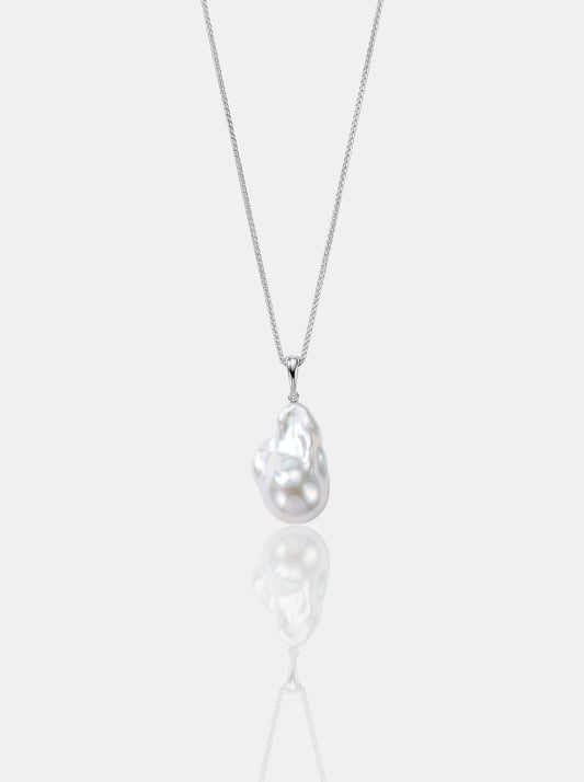 The Fluidity Baroque Pendant Pearltide